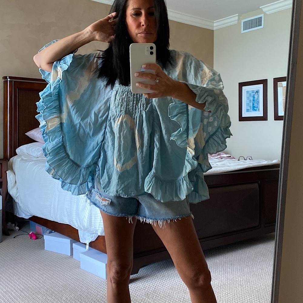 JENS PIRATE BOOTY TOP/PONCHO/COVER UP!!! O/S